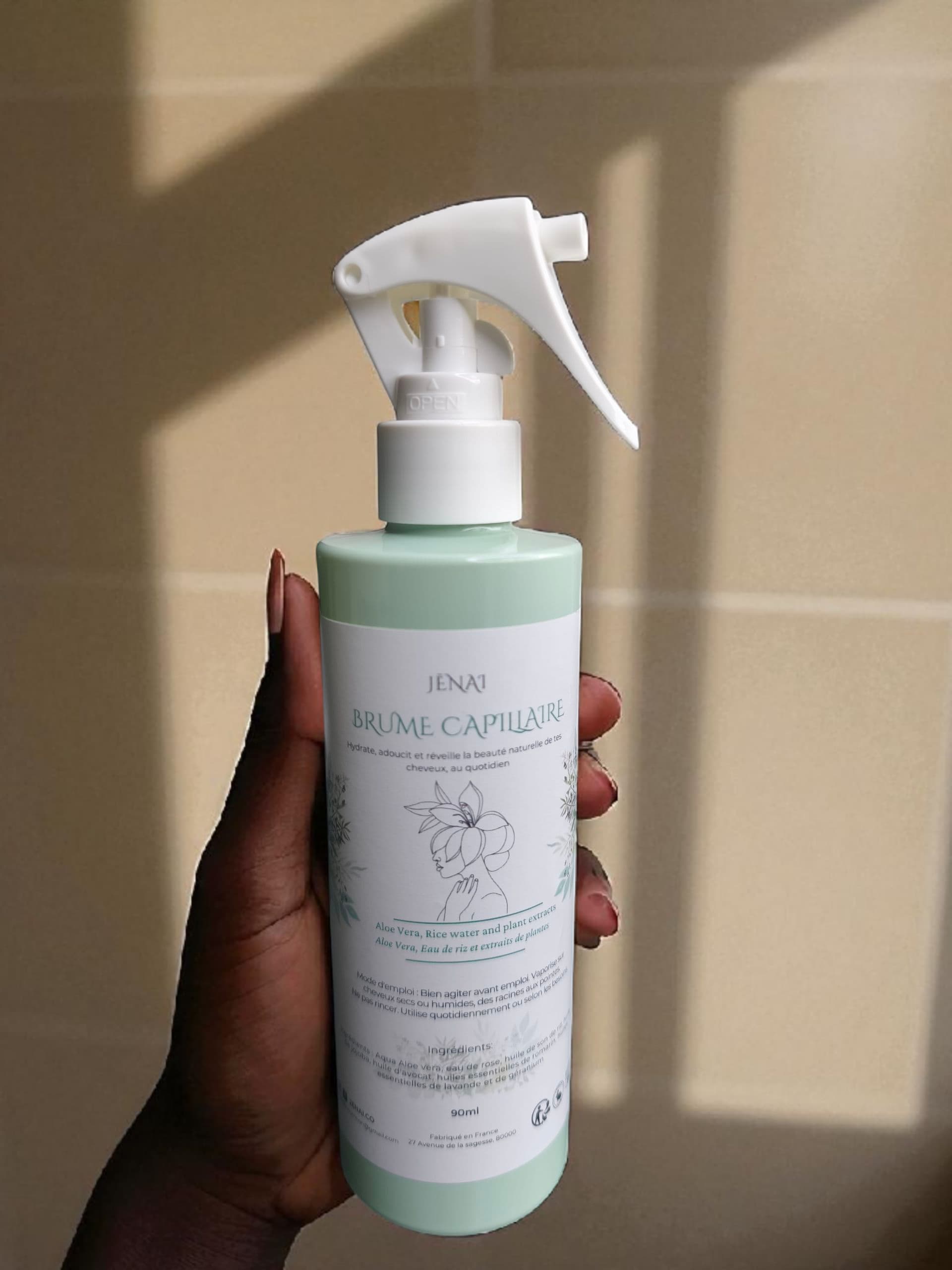 Brume capillaire aux herbes